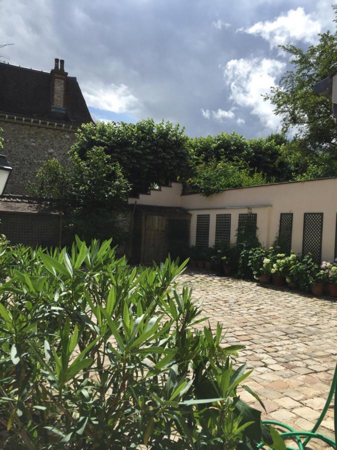 לינה וארוחת בוקר שארטר Le Jardin Cathedrale מראה חיצוני תמונה